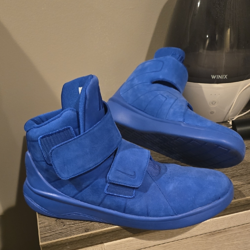 Men's Blue High-Top Sneakers